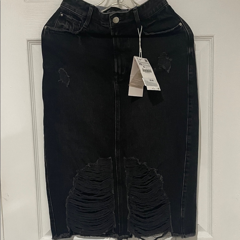 Zara Black Distressed Pencil Skirt